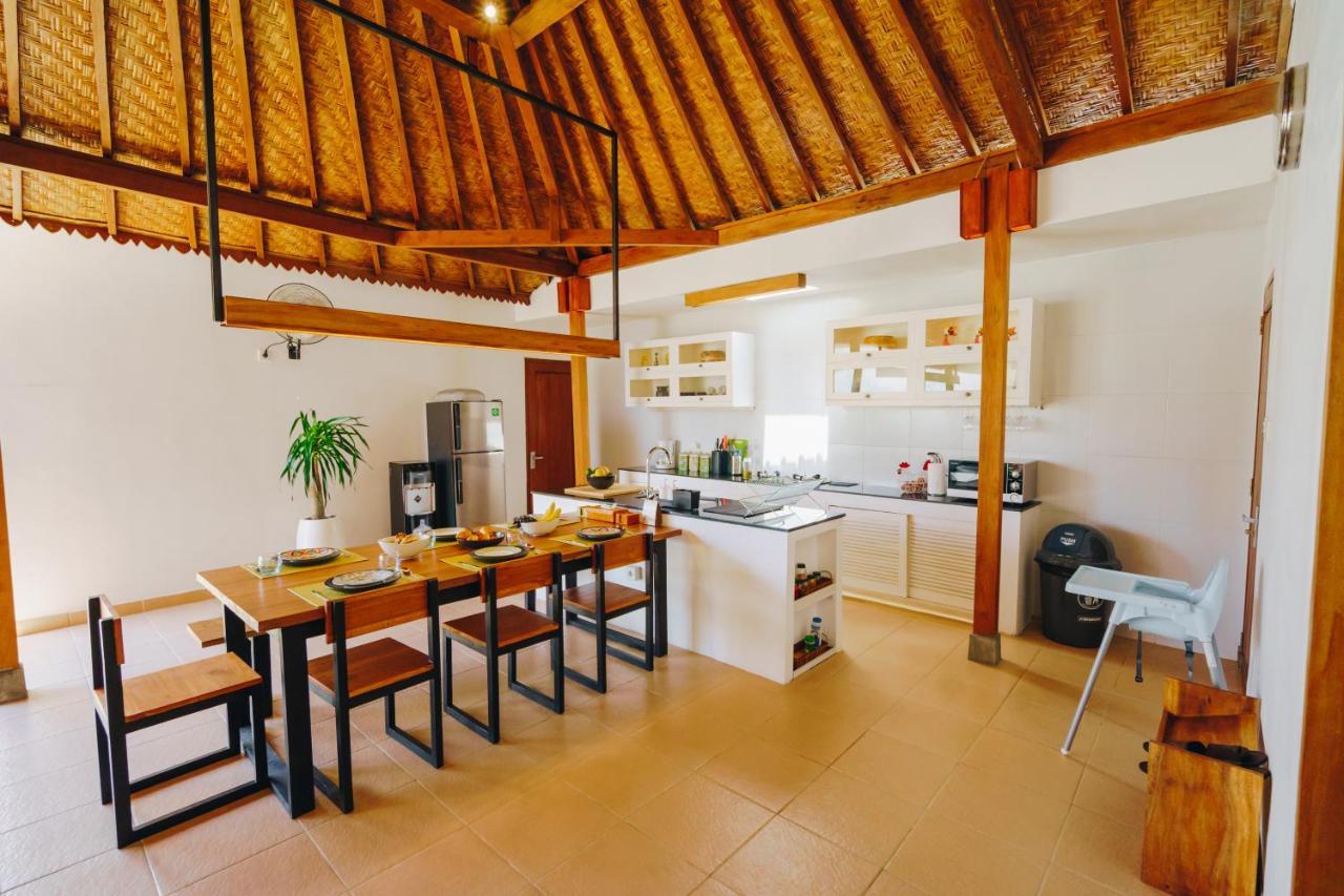 Villa Orked 3 With Family Room Seminyak מראה חיצוני תמונה
