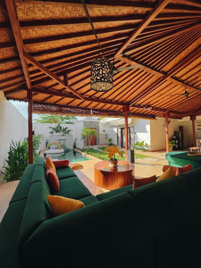 Villa Orked 3 With Family Room Seminyak מראה חיצוני תמונה