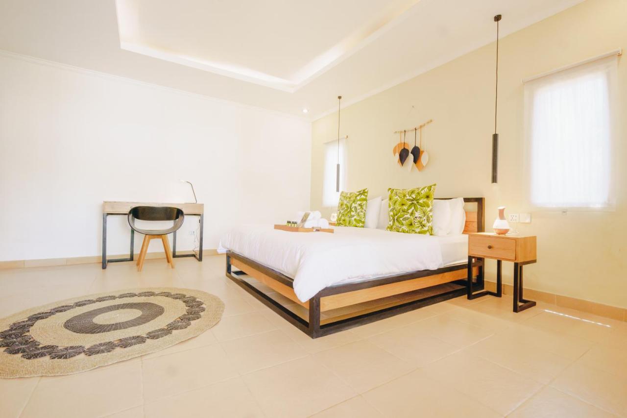 Villa Orked 3 With Family Room Seminyak מראה חיצוני תמונה