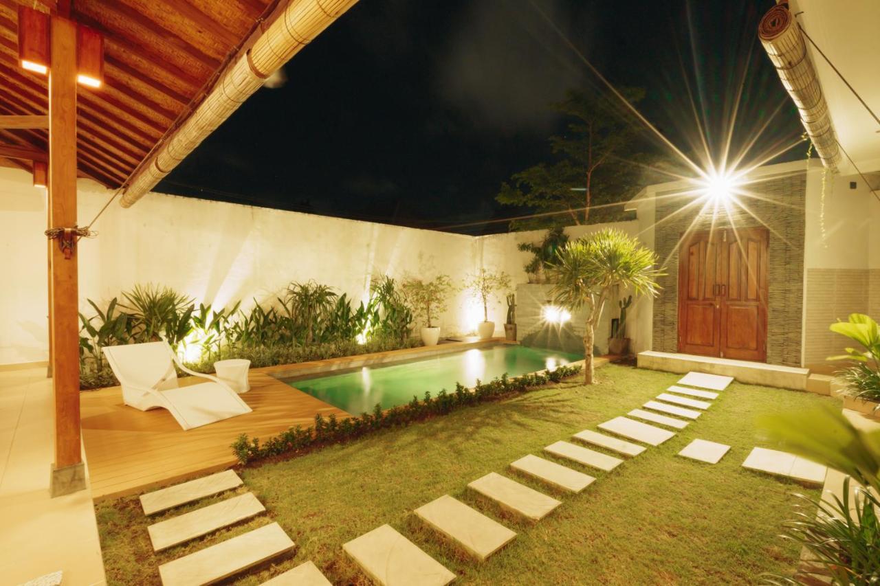 Villa Orked 3 With Family Room Seminyak מראה חיצוני תמונה