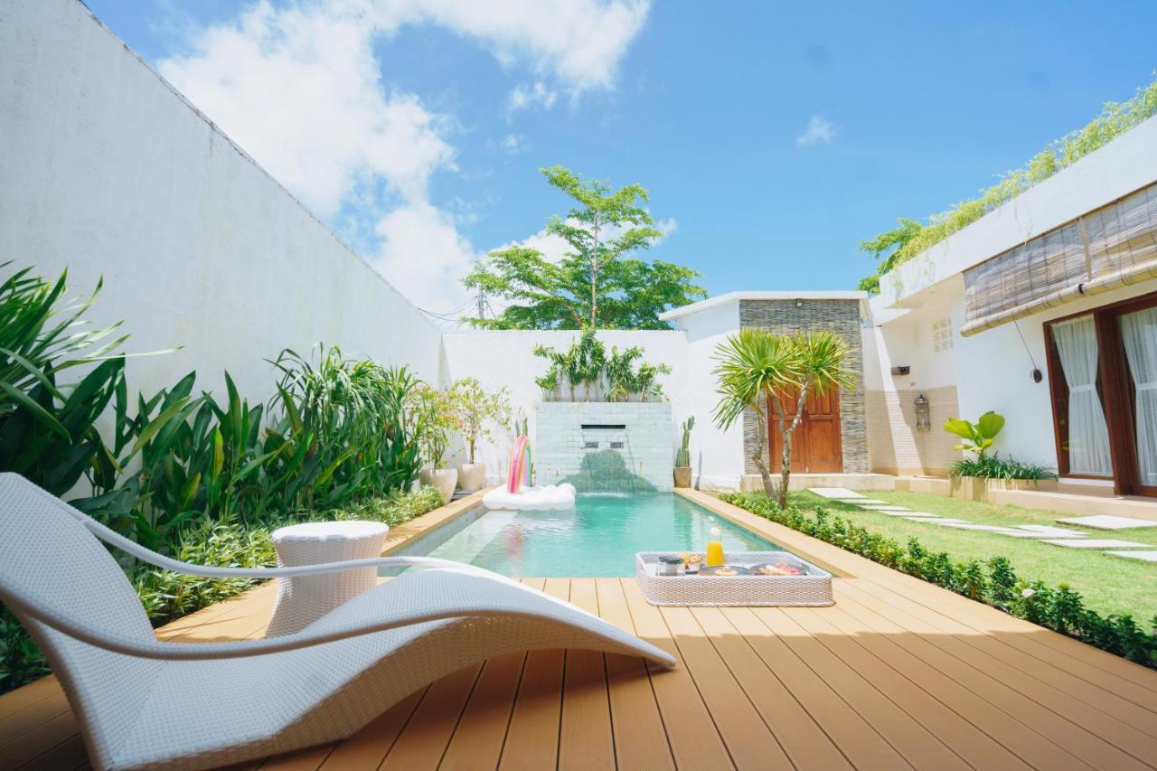Villa Orked 3 With Family Room Seminyak מראה חיצוני תמונה