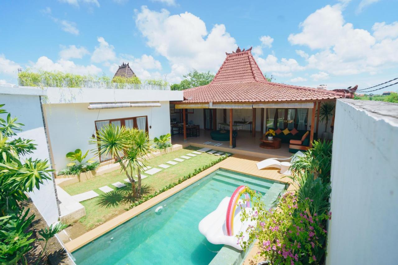 Villa Orked 3 With Family Room Seminyak מראה חיצוני תמונה