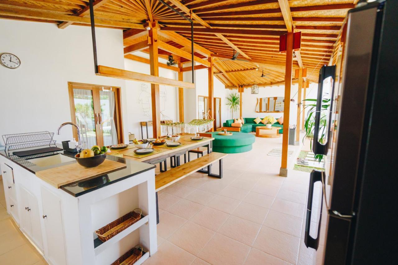 Villa Orked 3 With Family Room Seminyak מראה חיצוני תמונה